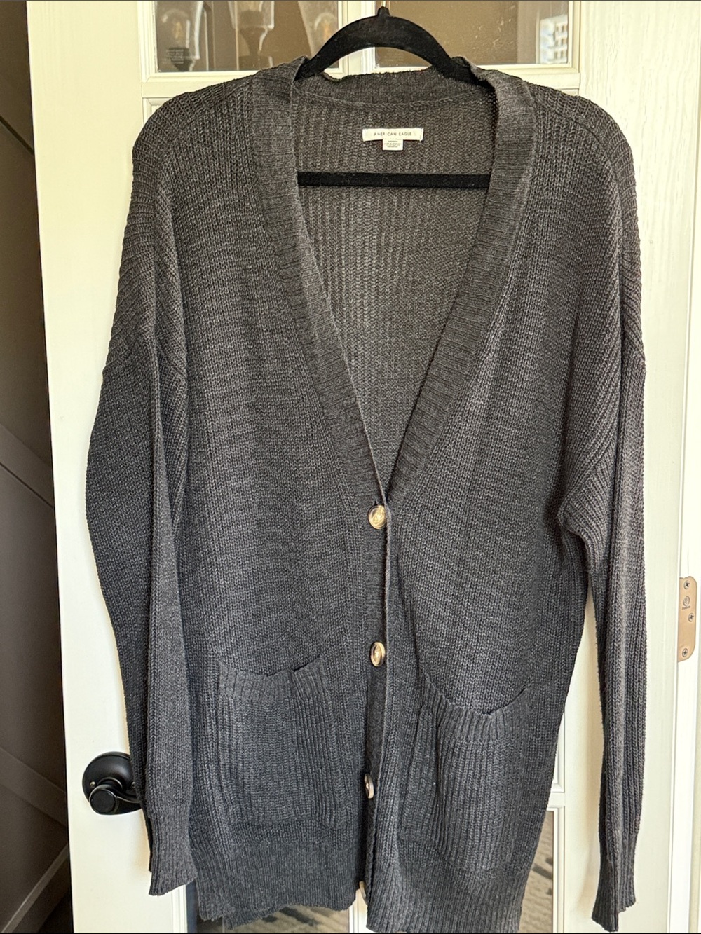 AMERICAN EAGLE Dark Charcoal Cardigan M Cottagecore Minimalist Academia Preppy